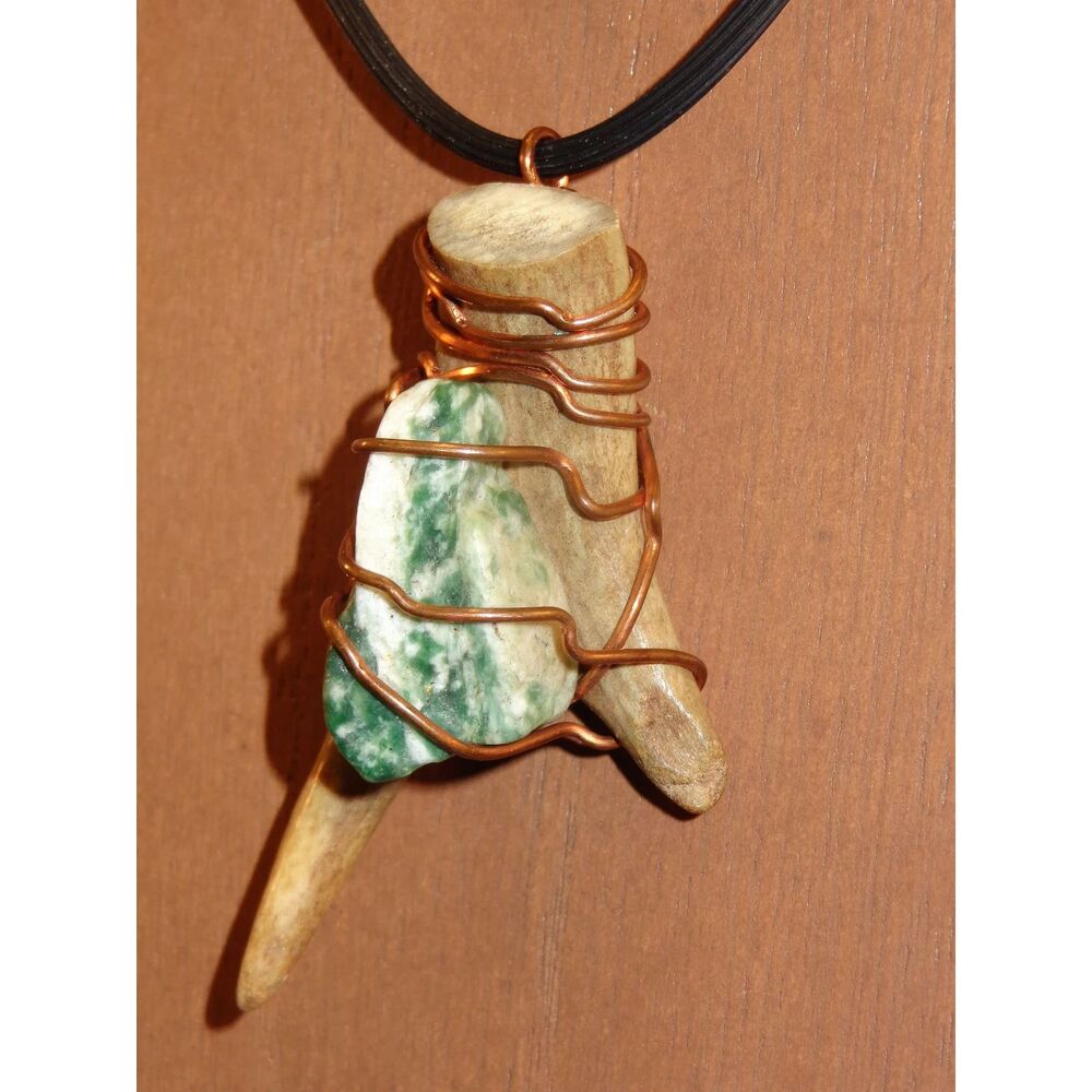 Male or unisex wire wrapped Antler with green and white agate stone pendant